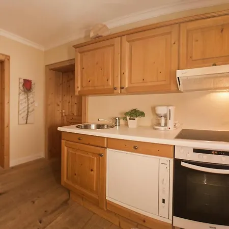 Erwin & Eleonore Huettl - 1 Neukirchen am Großvenediger