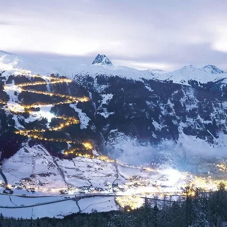 Erwin & Eleonore Huettl - 1 דירה *